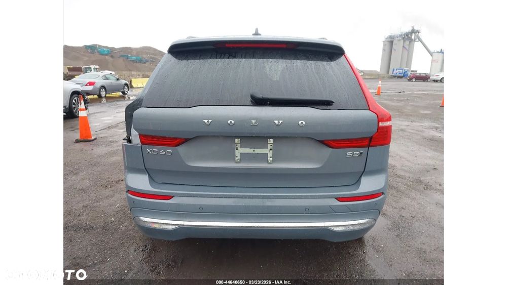 Volvo XC 60 B5 B AWD Plus Bright - 8