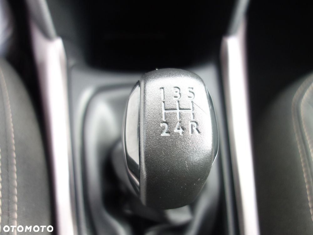 Peugeot 2008 PureTech 82 Style - 12