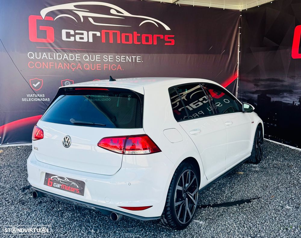 VW Golf 2.0 TSi GTi DSG - 10