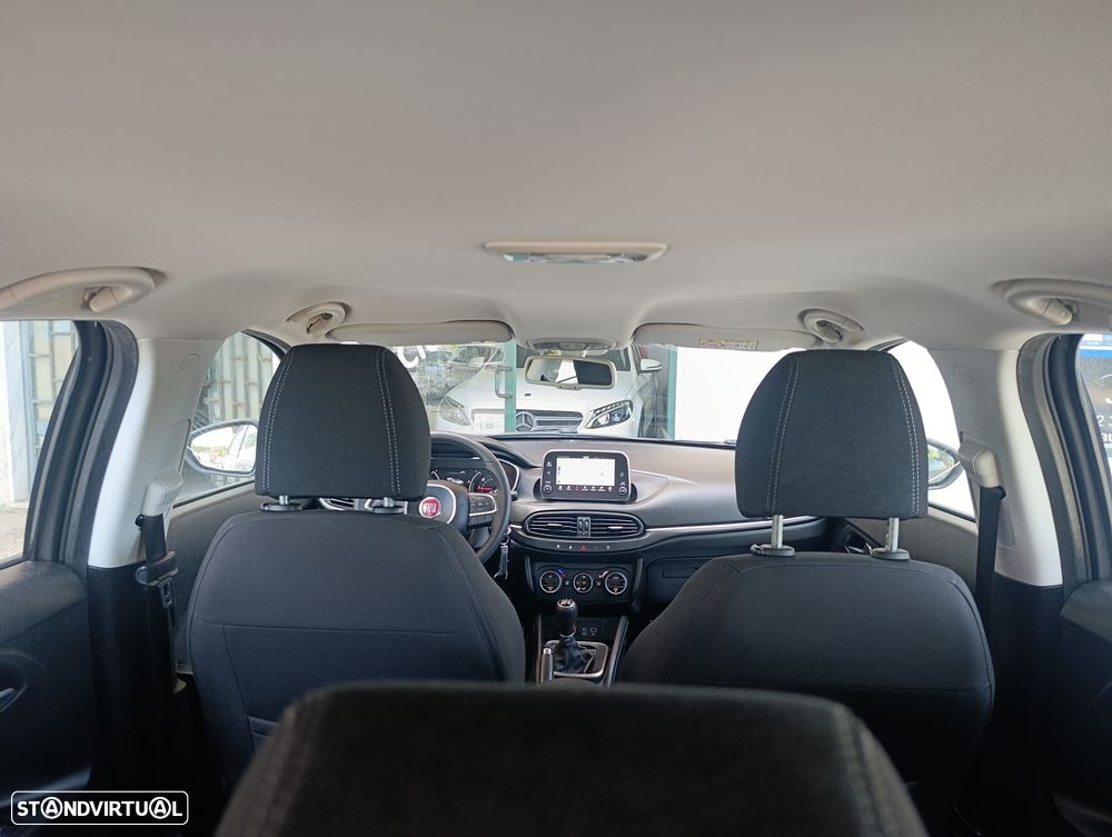 Fiat Tipo Station Wagon 1.3 M-Jet Lounge - 7