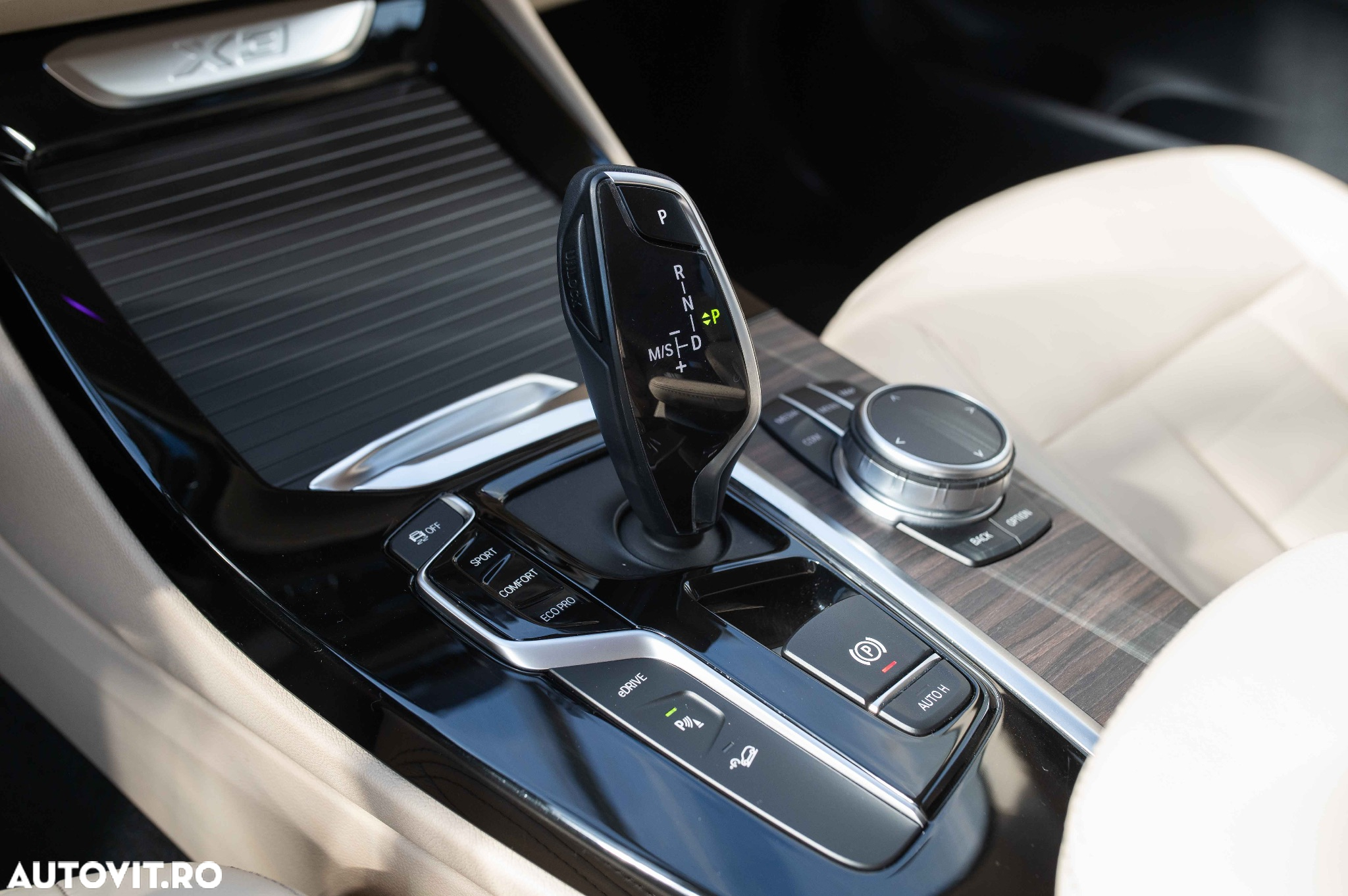 BMW X3 xDrive30e AT PHEV - 24