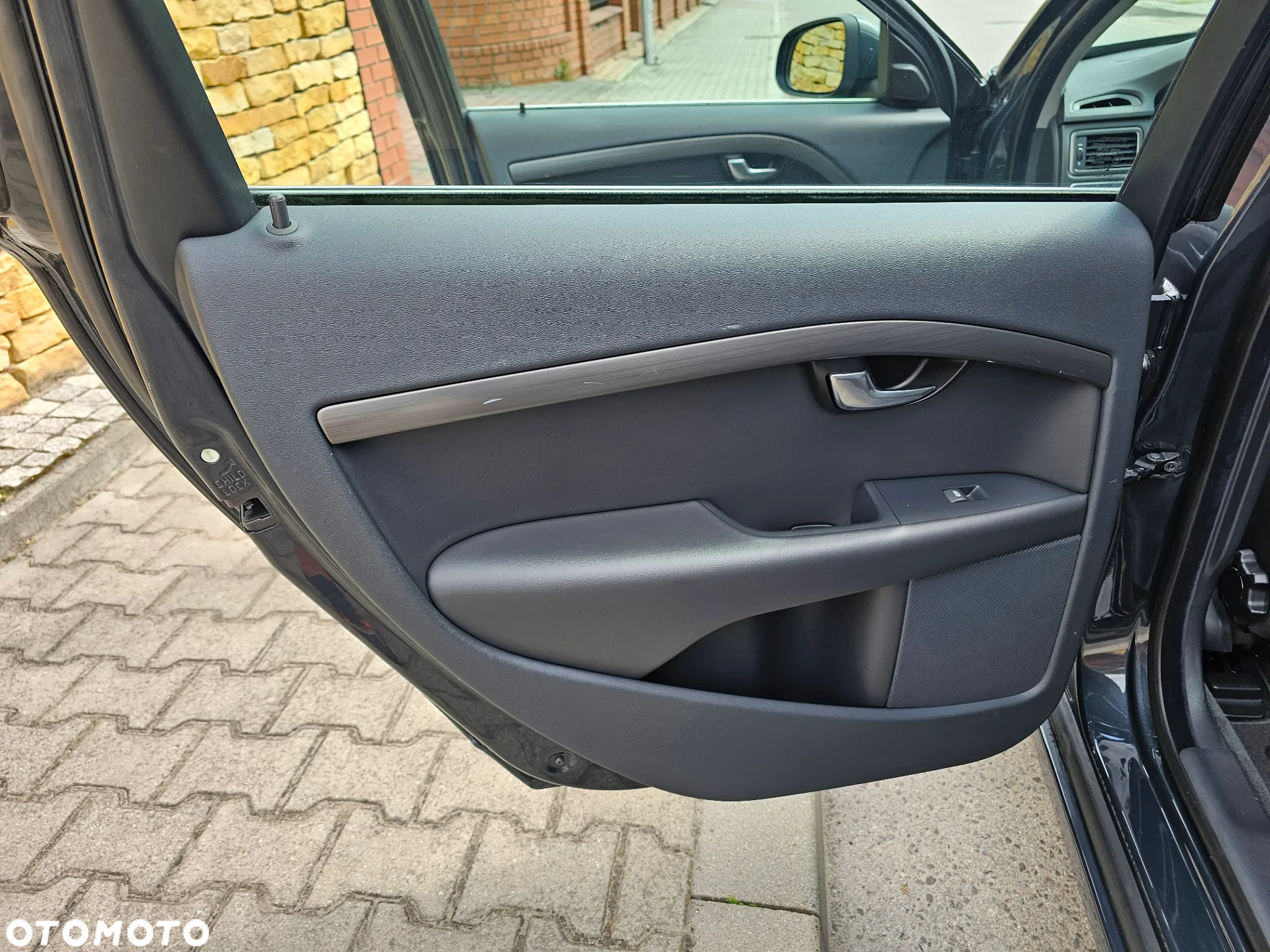 Volvo V70 D3 Geartronic Kinetic - 20