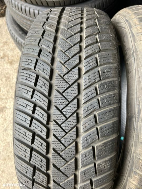 vând 2 anvelope 235/55/19 vredestein de iarnă ca noi - 2