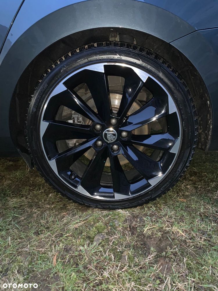 Skoda Superb 2.0 TSI 4x4 DSG Sportline - 30