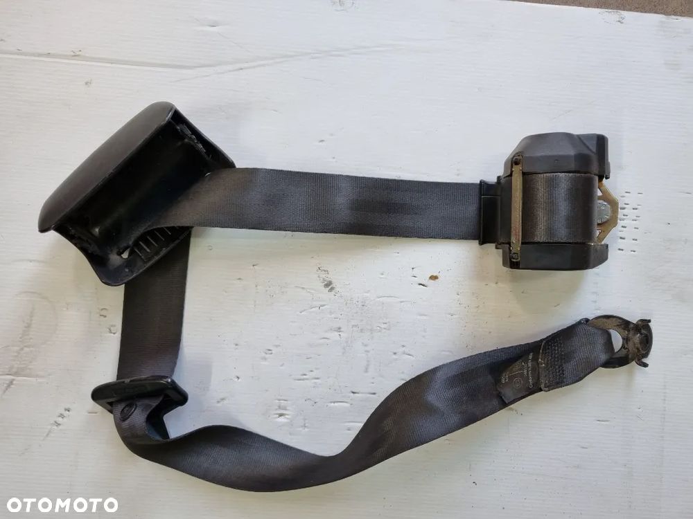 PAS BEZPIECZEŃSTWA FOTELA KANAPY PASAŻERA MASTER MOVANO 98-10r. EU - 1