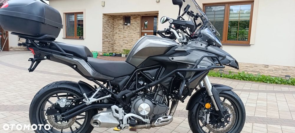 Benelli TRK 502 - 3