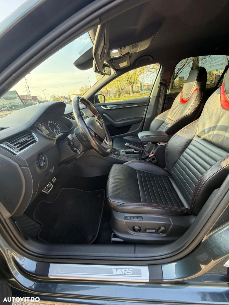 Skoda Octavia 2.0 TDI DSG RS - 16