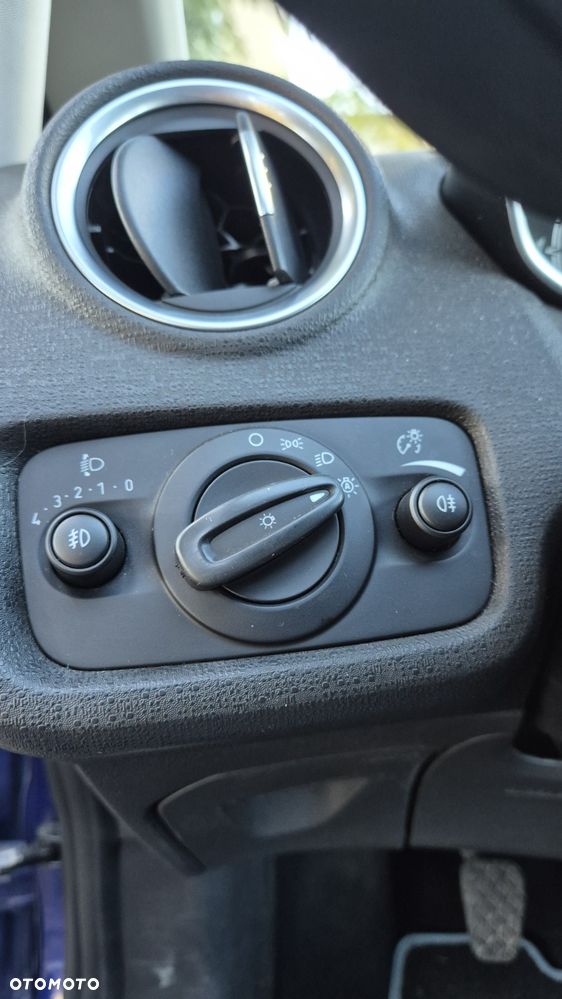 Ford Fiesta 1.0 EcoBoost Silver X Plus 2 (Titan.) ASS EU6 - 3