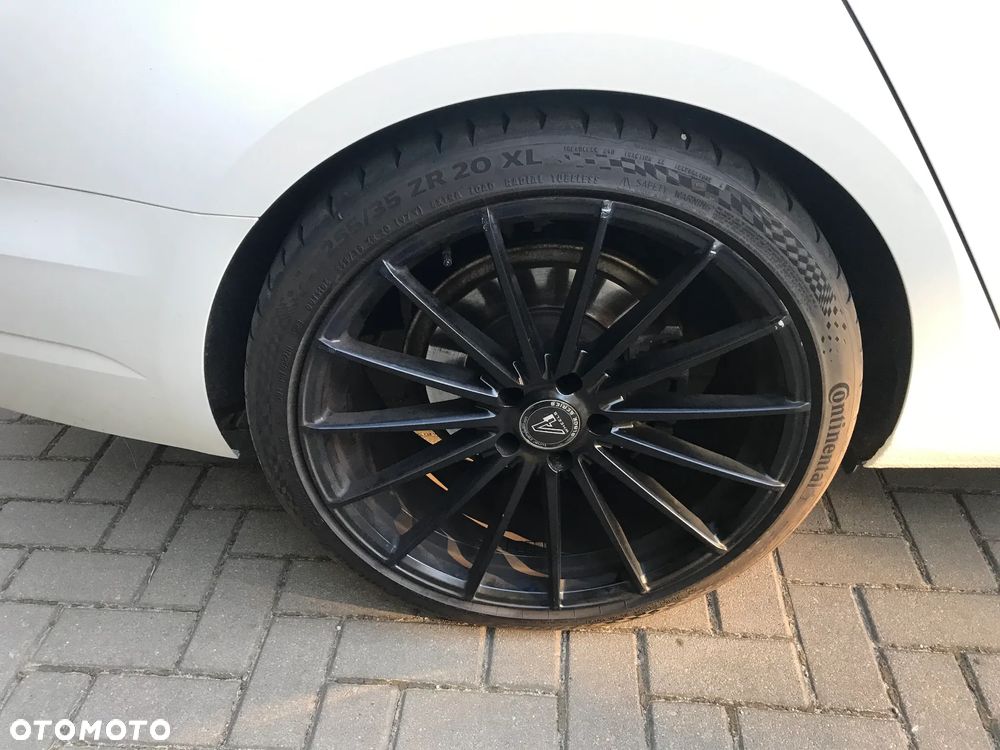 Audi A4 Avant 2.0 TDI ultra S tronic sport - 5
