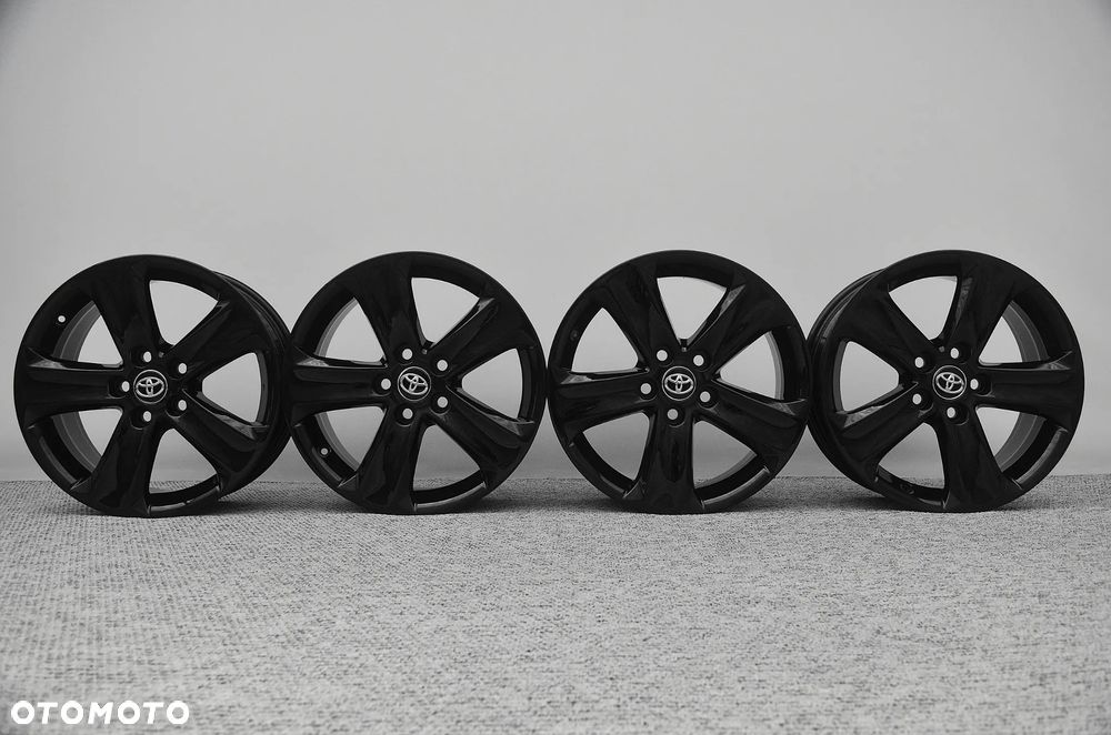 Felgi 7x17 5x114.3 Toyota Corolla Avensis Camry RAV4 C-HR Auris HighLander - 3