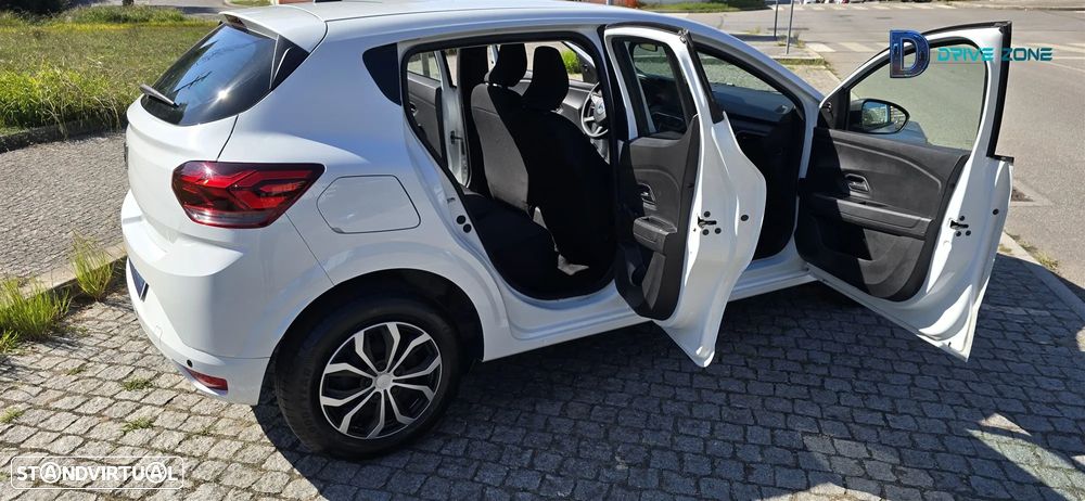 Dacia Sandero 1.0 SCe Essential - 11