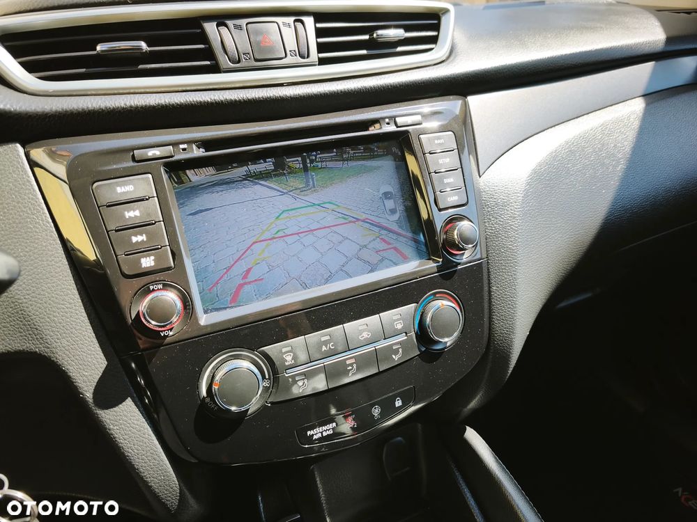 Nissan Qashqai 1.2 DIG-T Tekna EU6 - 13