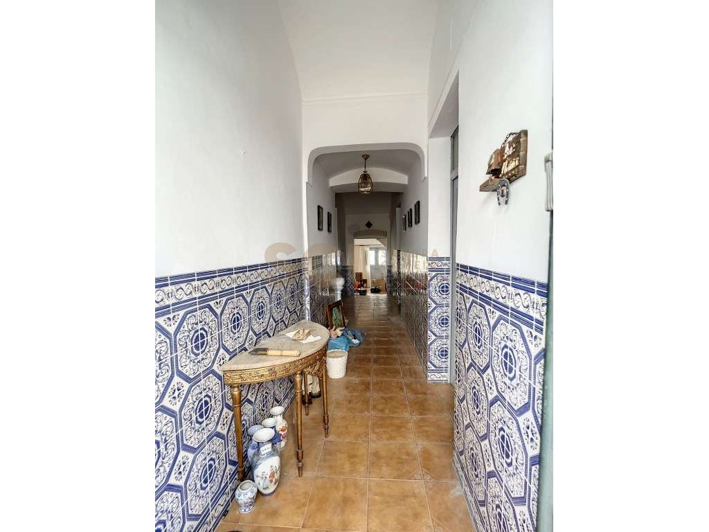 Baixa de preço - Oportunidade Única - Baixa de Preço 
Moradia Fami... - Grande imagem: 2/49