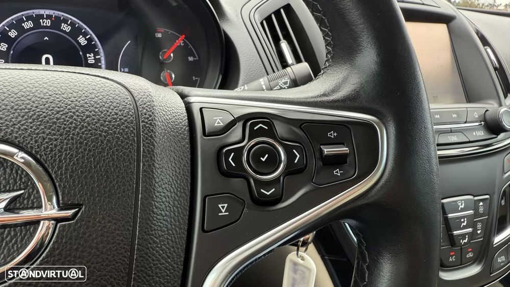 Opel Insignia 2.0 CDTI executive S/S - 28