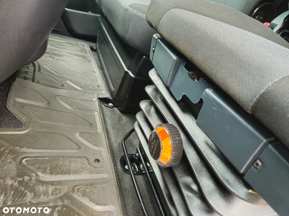 Renault Master chłodnia blizniak podwójne koła - 15