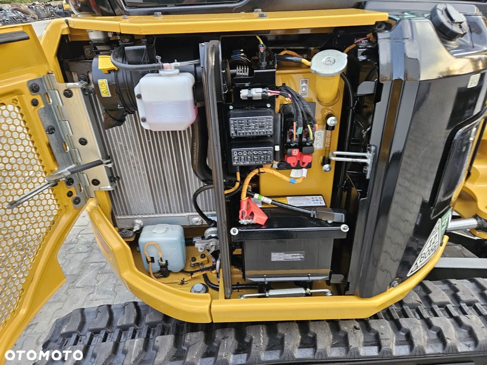 Caterpillar CAT 302.7 CR | 2022 ROK | 952 mth | MINIKOPARKA 302.7CR 301 303 302 - 20