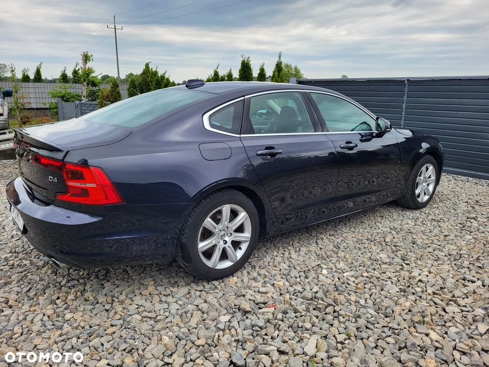 Volvo S90 - 19