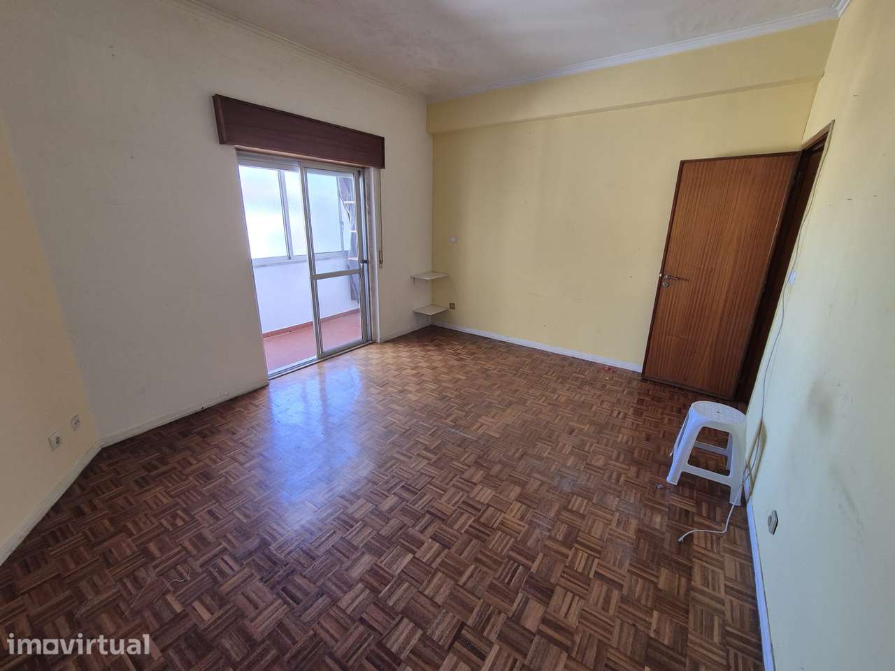 Apartamento T2 na Pontinha - Grande imagem: 2/24