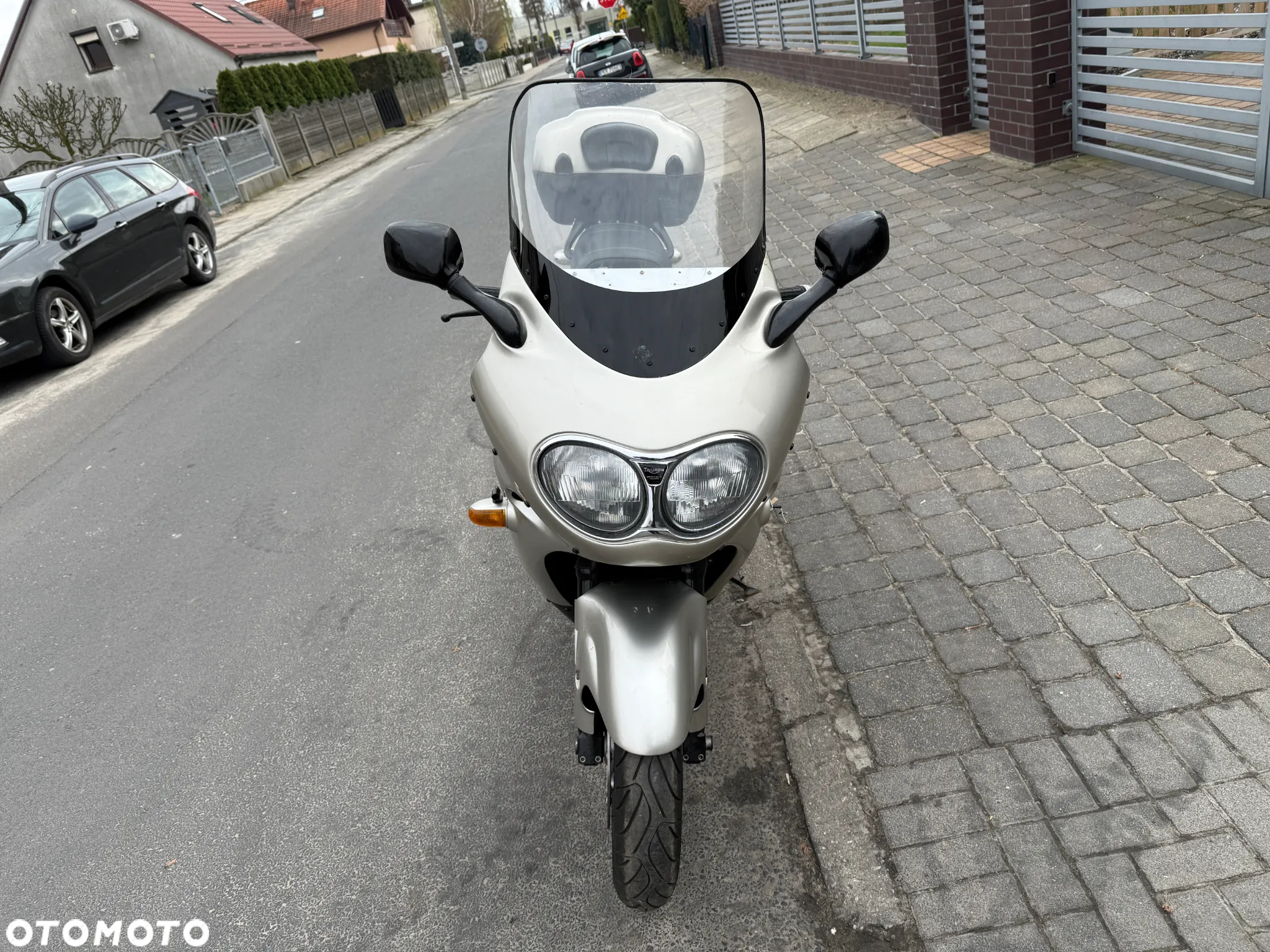 Triumph Trophy - 2