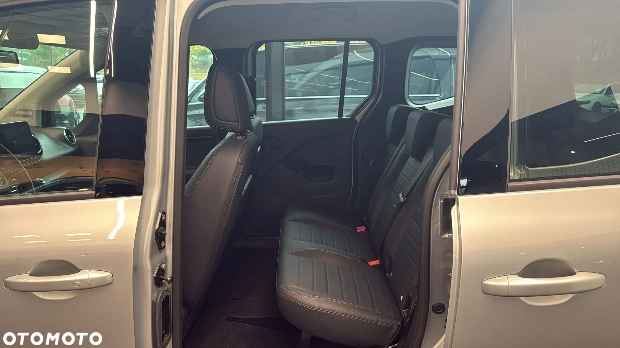 Mercedes-Benz Klasa T 180 d Progressive - 9