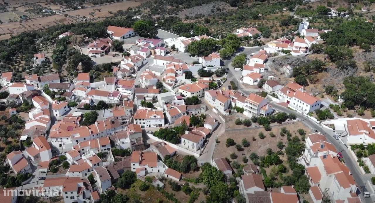 Moradia Alentejana para Recuperação Total – Carreiras, Portalegre - Grande imagem: 2/29