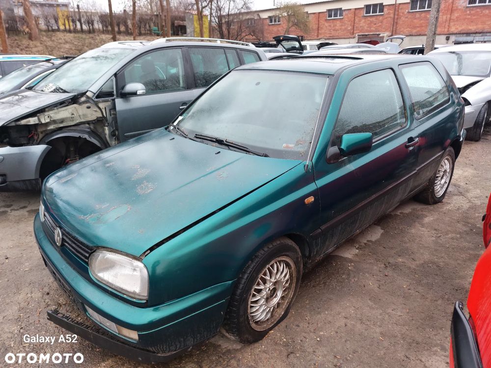 Zderzak VW GOLF III maska,drzwi,klapa,lampy... - 2