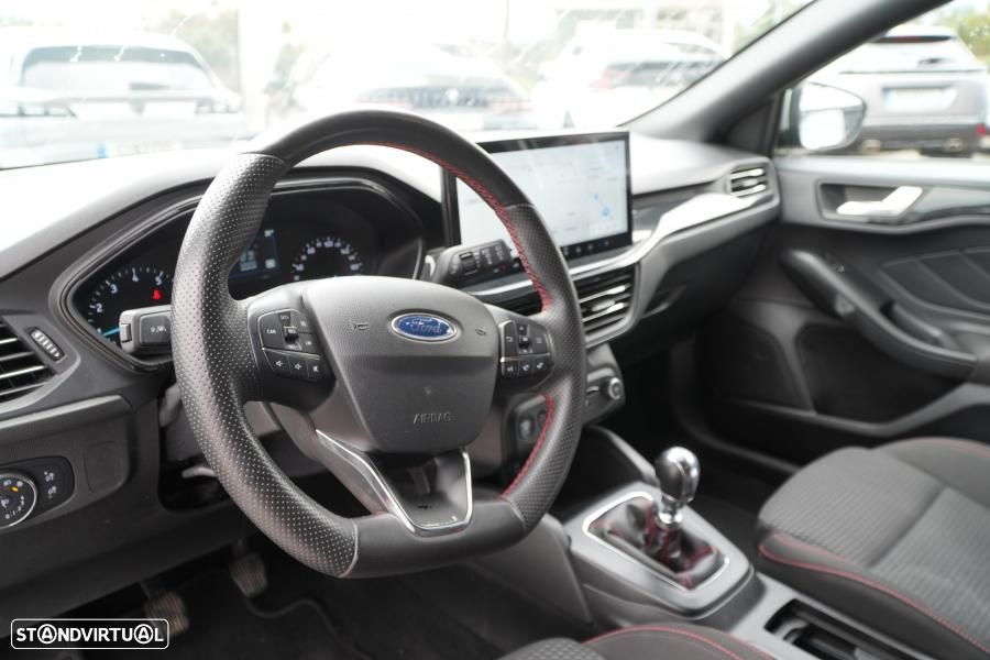 Ford Focus SW 1.0 EcoBoost ST-Line X - 8