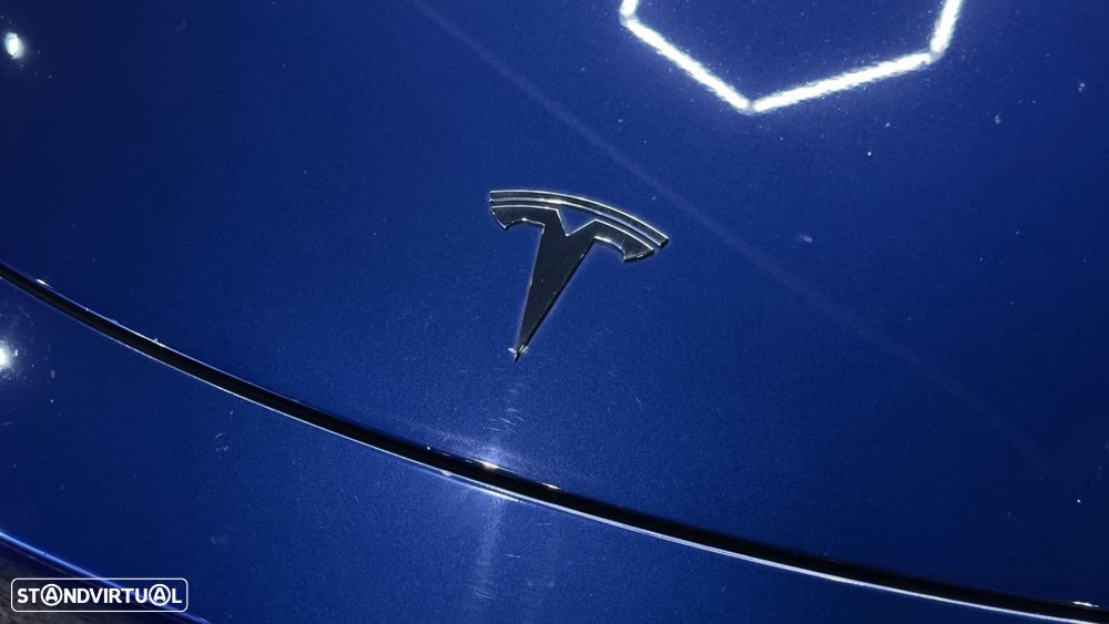 Tesla Model Y 2023 photo 3