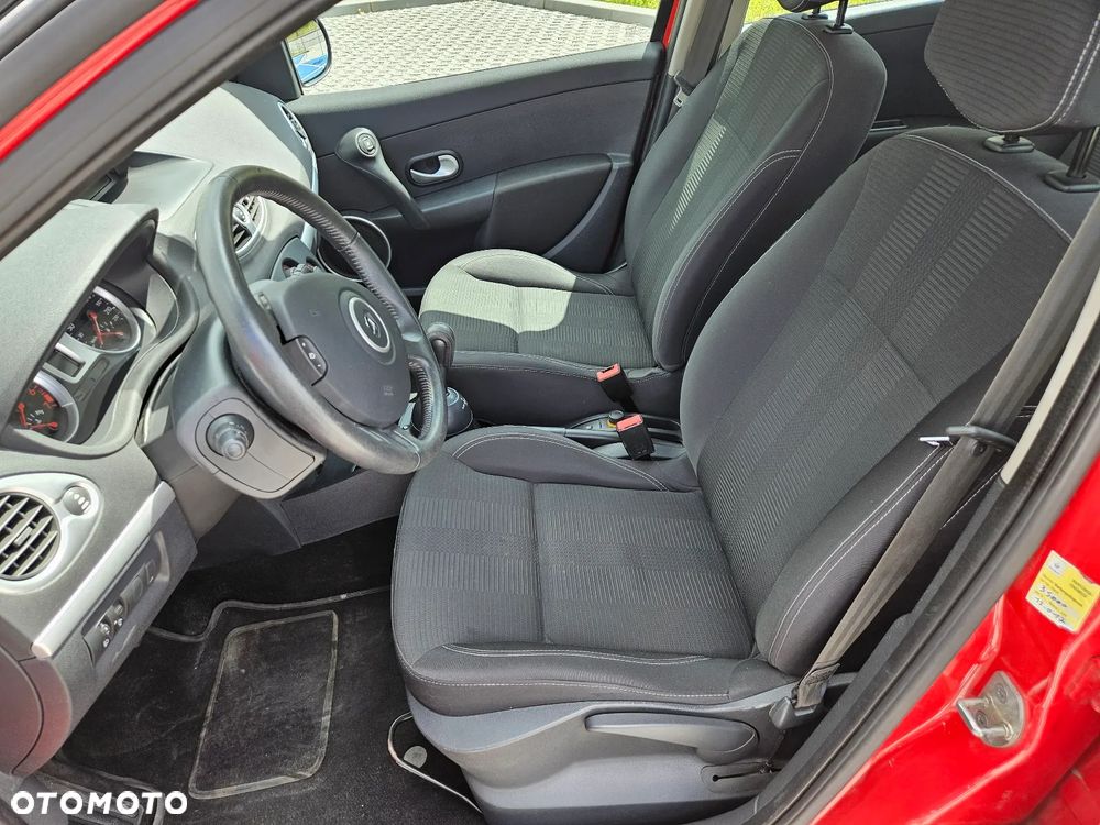 Renault Clio 1.2 16V Authentique Dynamique - 11