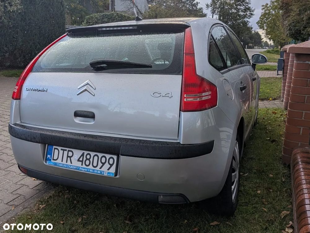 Citroën C4 1.6 HDi SX - 11