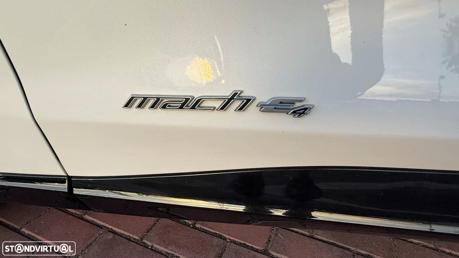 Ford Mustang Mach-E Premium AWD - 42