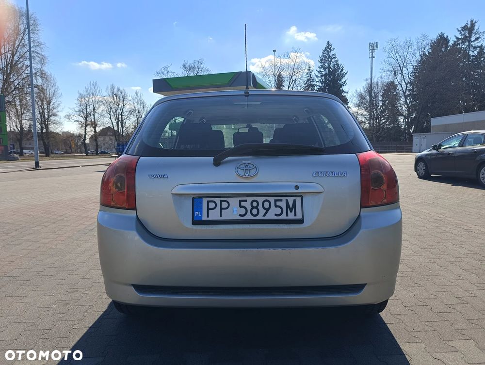Toyota Corolla 1.6 Sol - 4