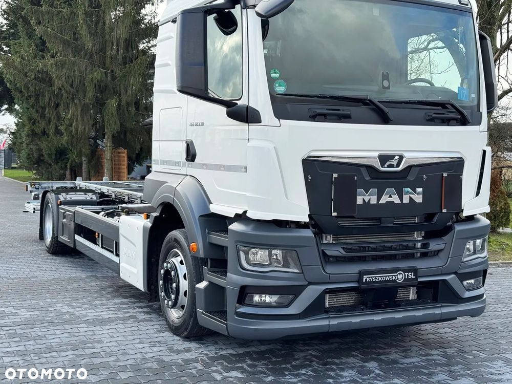 MAN TGS 18.330 / BDF / ACC / NAWIGACJA / WINDA / CAŁY NA PODUSZKACH / Z NIEMIEC - 9