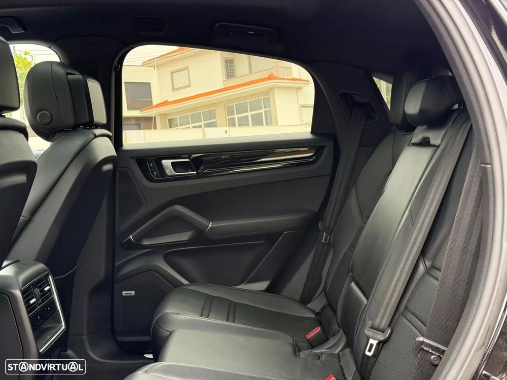 Porsche Cayenne Coupé - 29