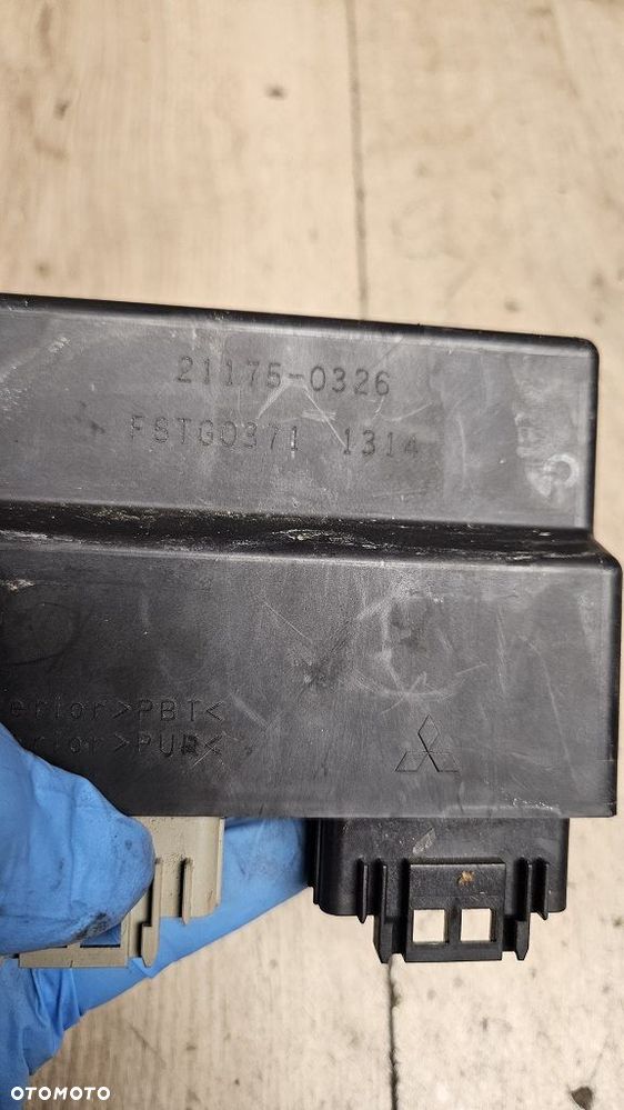 Sterownik silnika ECU Kawasaki ZX10R (2011) 21175-0326  F8TG0371 - 8