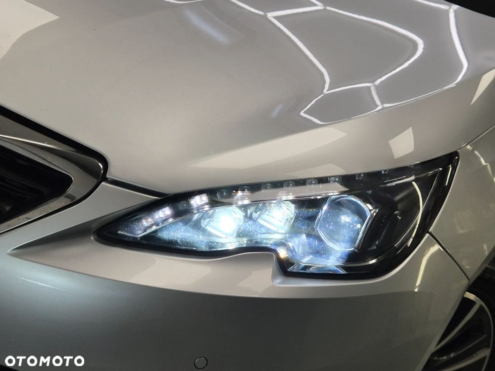 Peugeot 308 HDi FAP 150 Style - 22