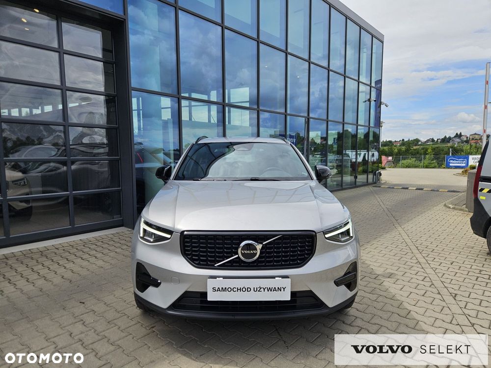 Volvo XC 40 - 3