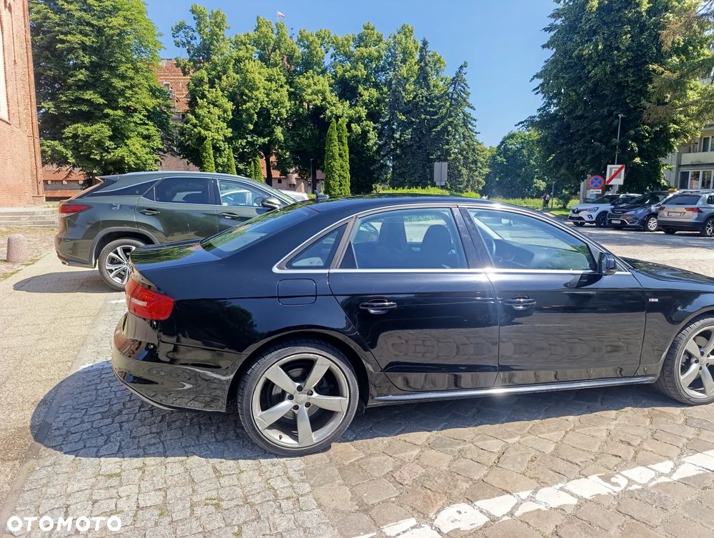 Audi A4 Limousine - 5