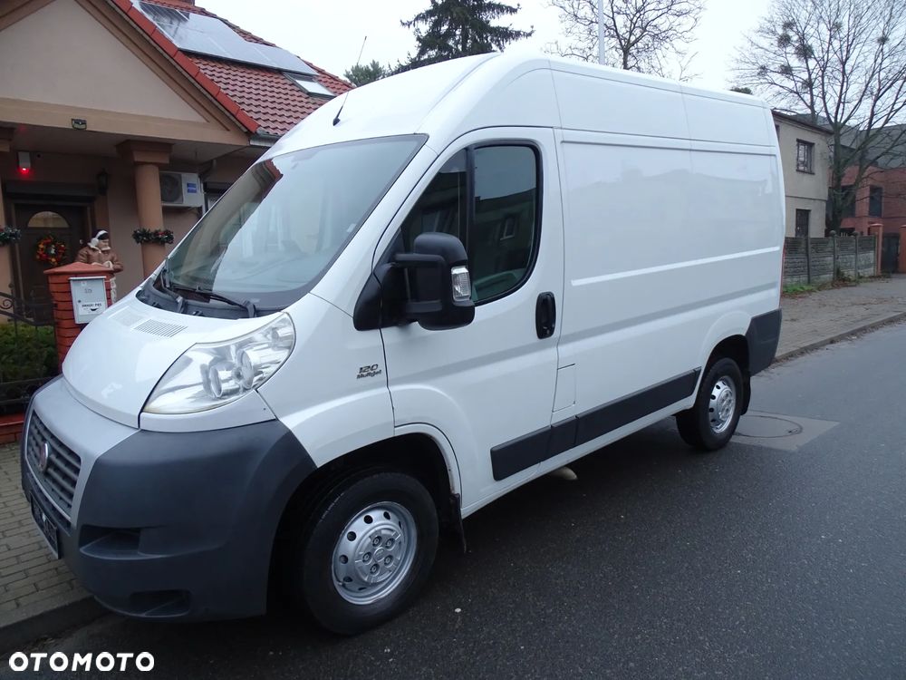 Fiat DUCATO 2 ,3 JTD 120 MULTI JET ,L1 H2 ,KLIMATYZACJA ,PAKA DŁUGA 2,60 METRA. WYSOKI 1,95 METRA.