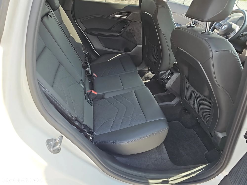 BMW X1 sDrive18i xLine - 29