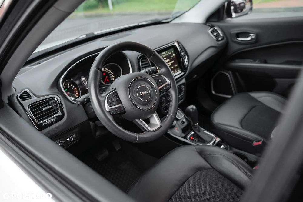 Jeep Compass 1.4 TMair Limited 4WD S&S - 28
