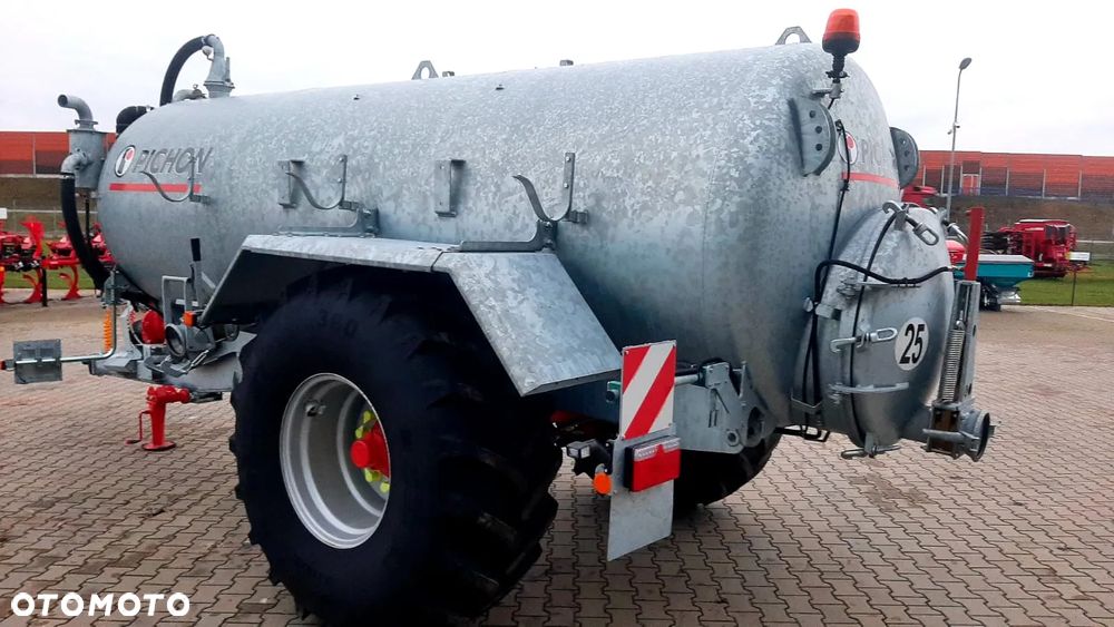 Pichon 117 tys netto Pichon TCI 10 400 beczkowóz, wóz asenizacyjny - 5