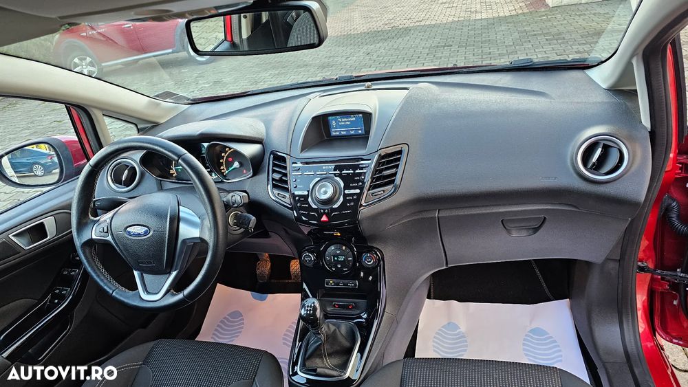 Ford Fiesta 1.0 EcoBoost Start-Stop Titanium - 9