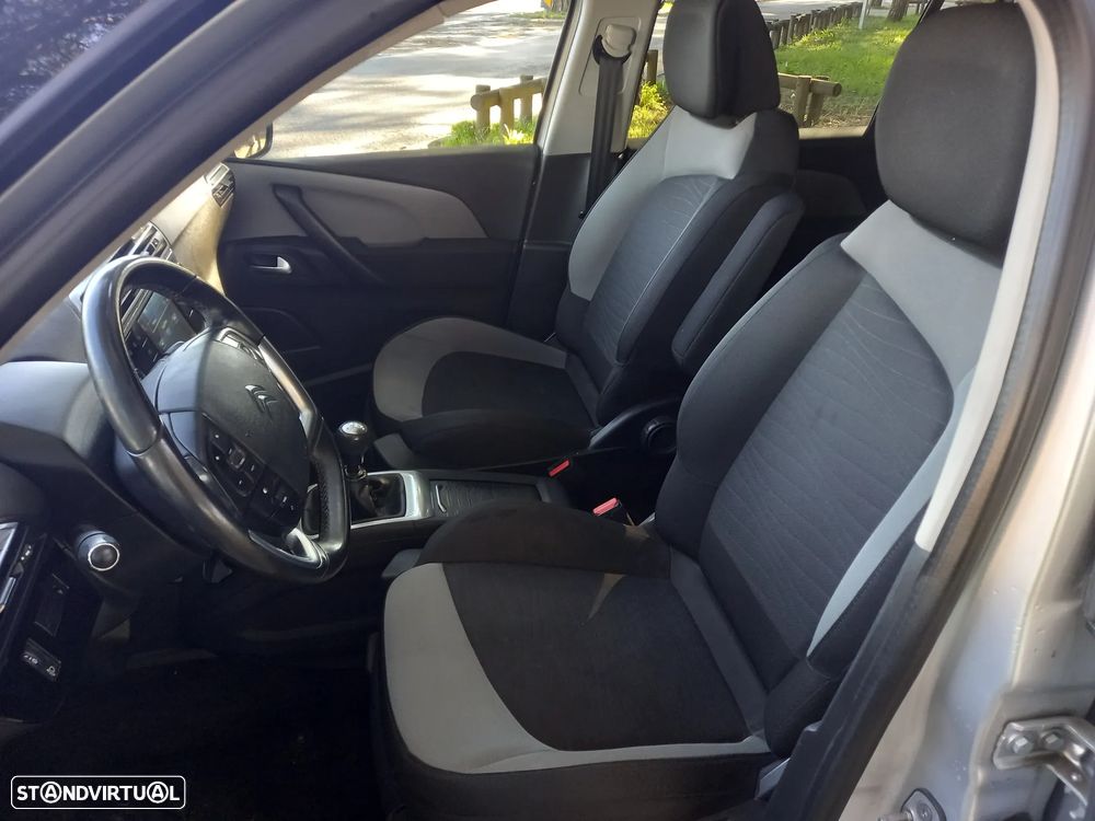 Citroën C4 Picasso - 10
