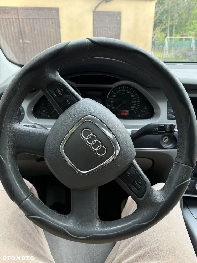 Audi A6 Avant - 10