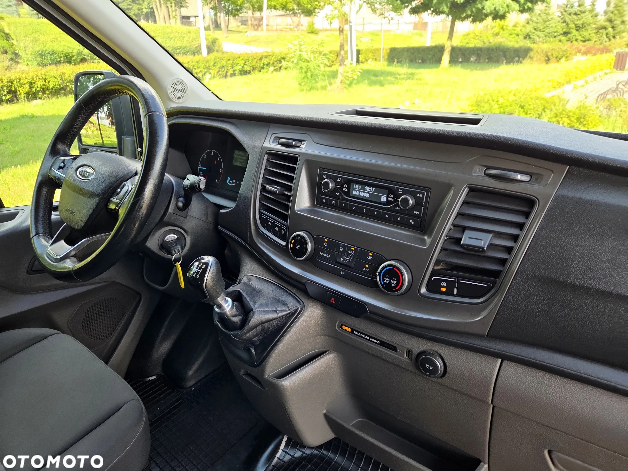 Ford Transit - 30