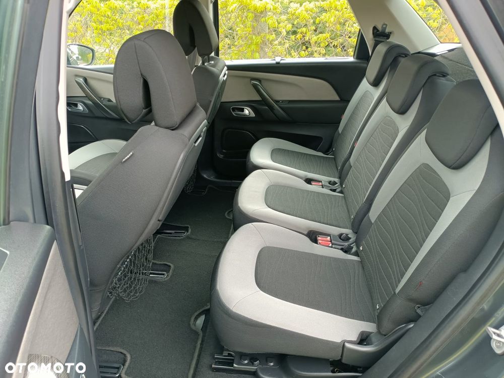 Citroën C4 Picasso 1.6 e-HDi Exclusive - 24
