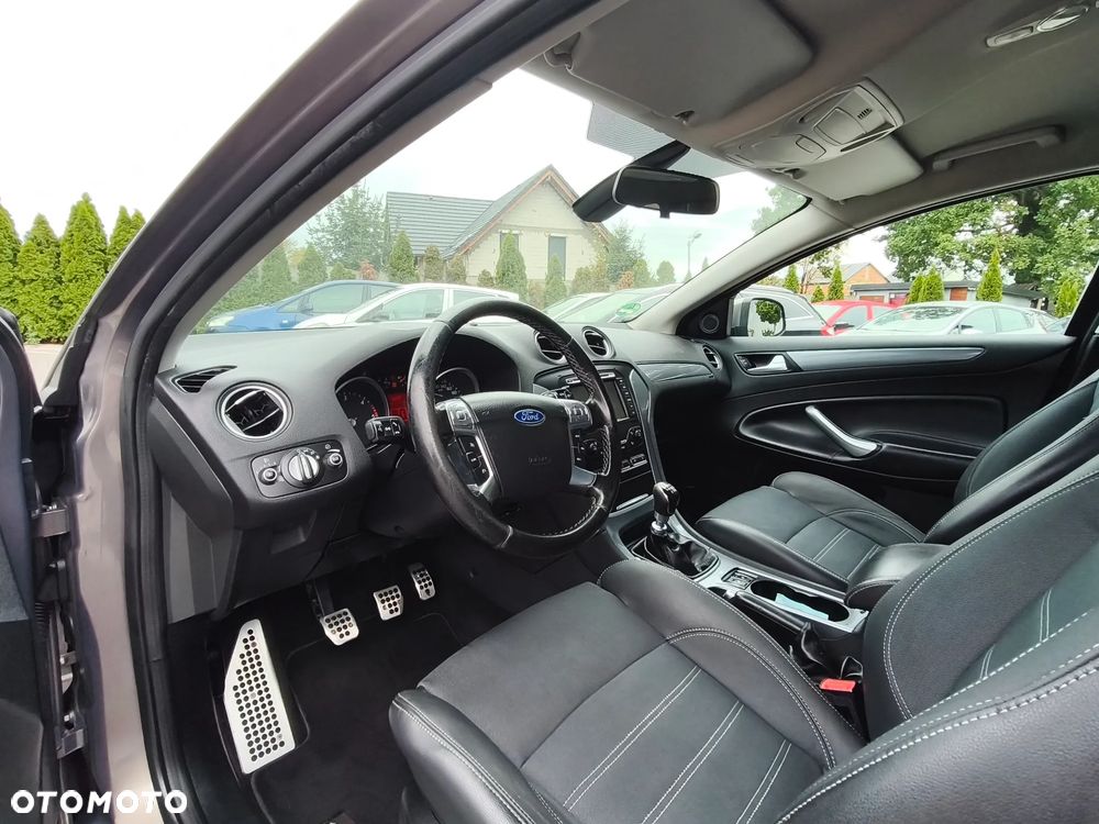 Ford Mondeo 2.0 TDCi Titanium - 23