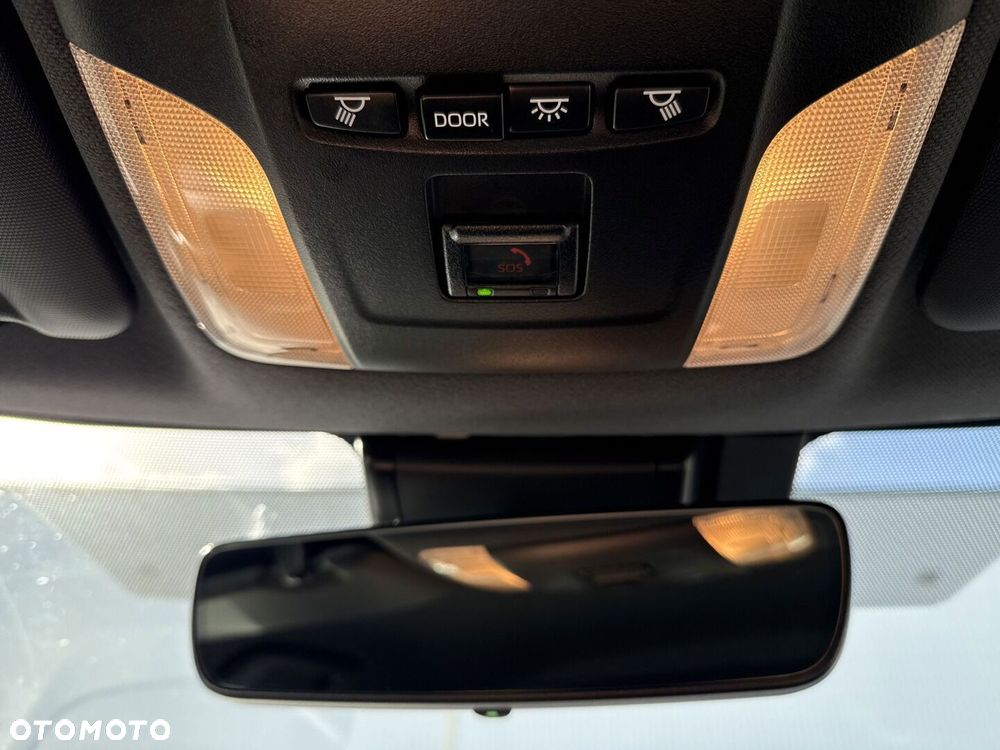 Toyota Corolla 1.8 Hybrid Comfort - 23