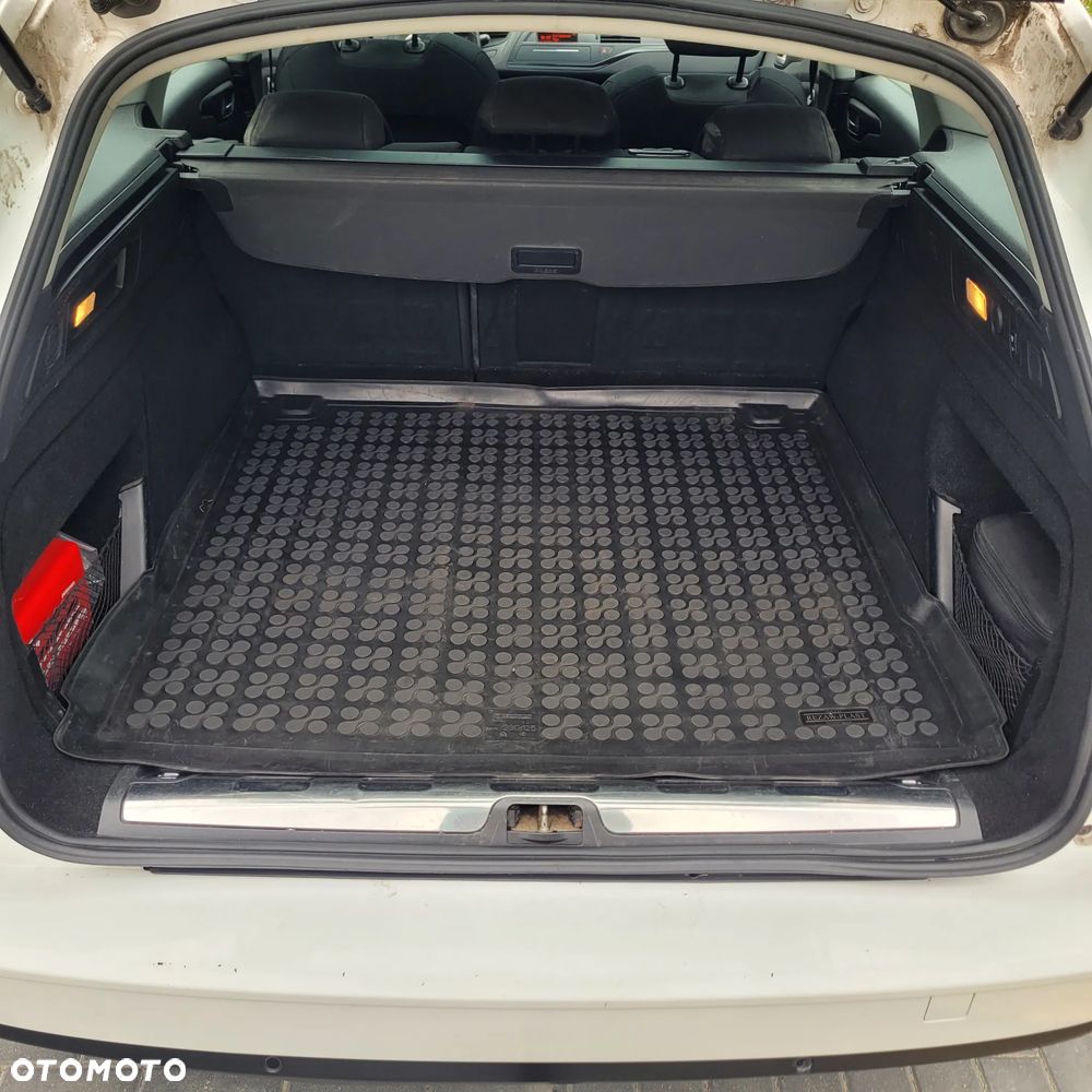 Citroën C5 HDi 140 FAP Confort - 16